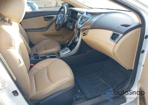 2011 Hyundai Elantra Limited z USA, uszkodzony, nr VIN 5NPDH4AE1BH019383